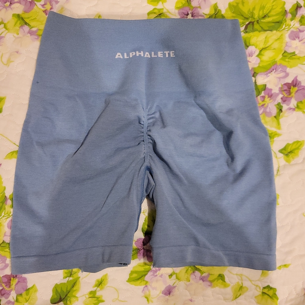 Alphalete Amplify shorts